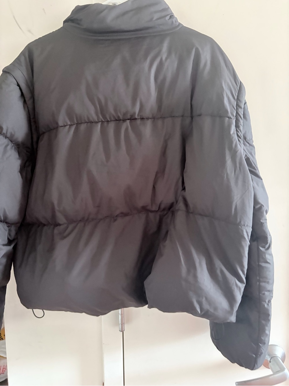 JustFab Black Short Puffer Jacket with High Collar - Picture 6 of 12